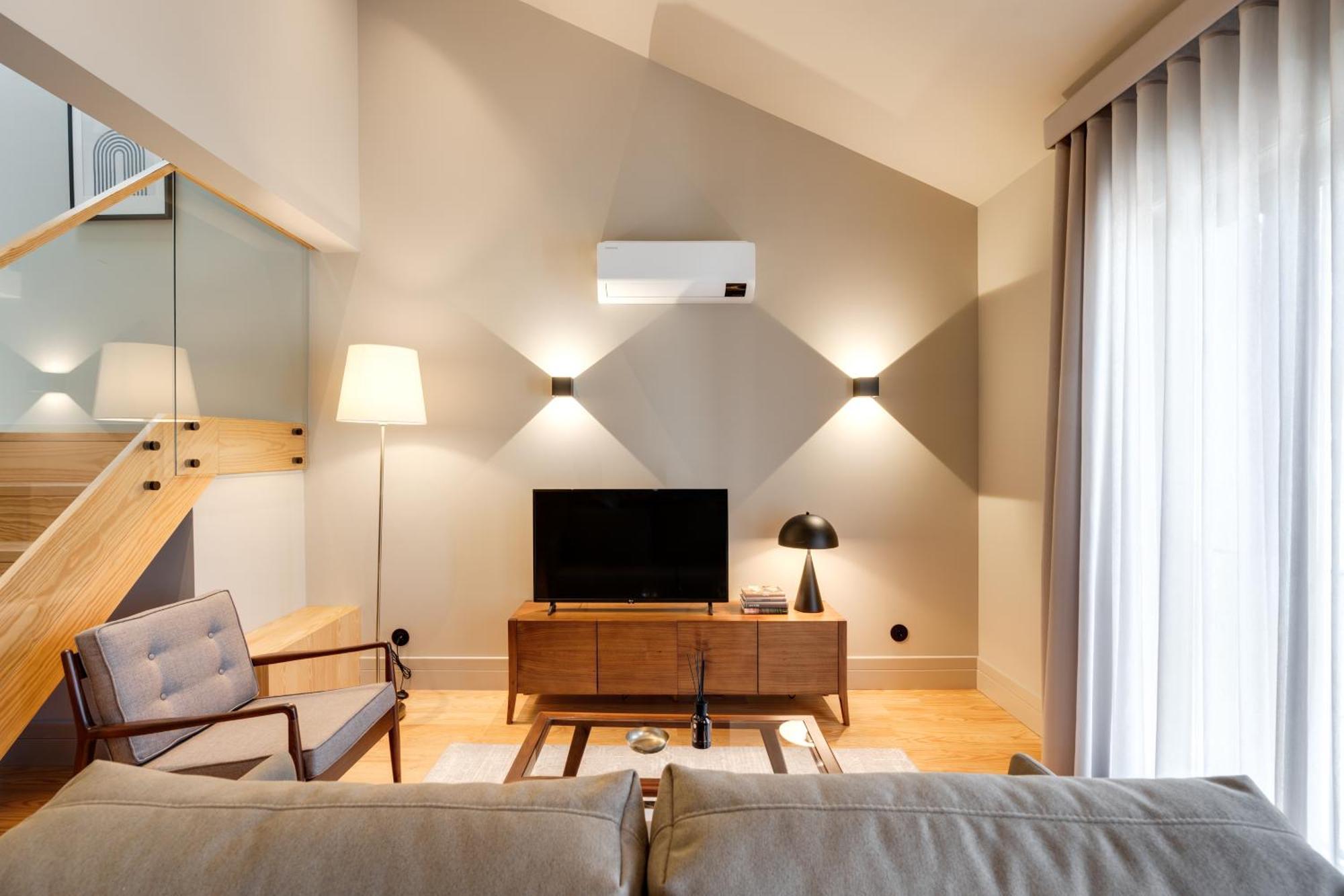 Avus M Suites And Apartments By Da'Home Porto Exterior photo